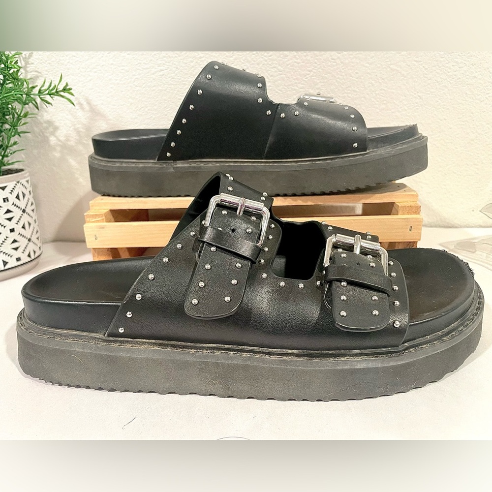 Marc Fisher LTD “Agusta” Double Buckle Black Leather Slide Sandals Metal Studs